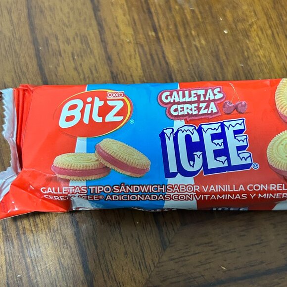 BITZ x ICEE Sandwich Cookies Limited Edition Cherry - 5 Snack Packs (10ct/Pack) - Picture 3 of 4